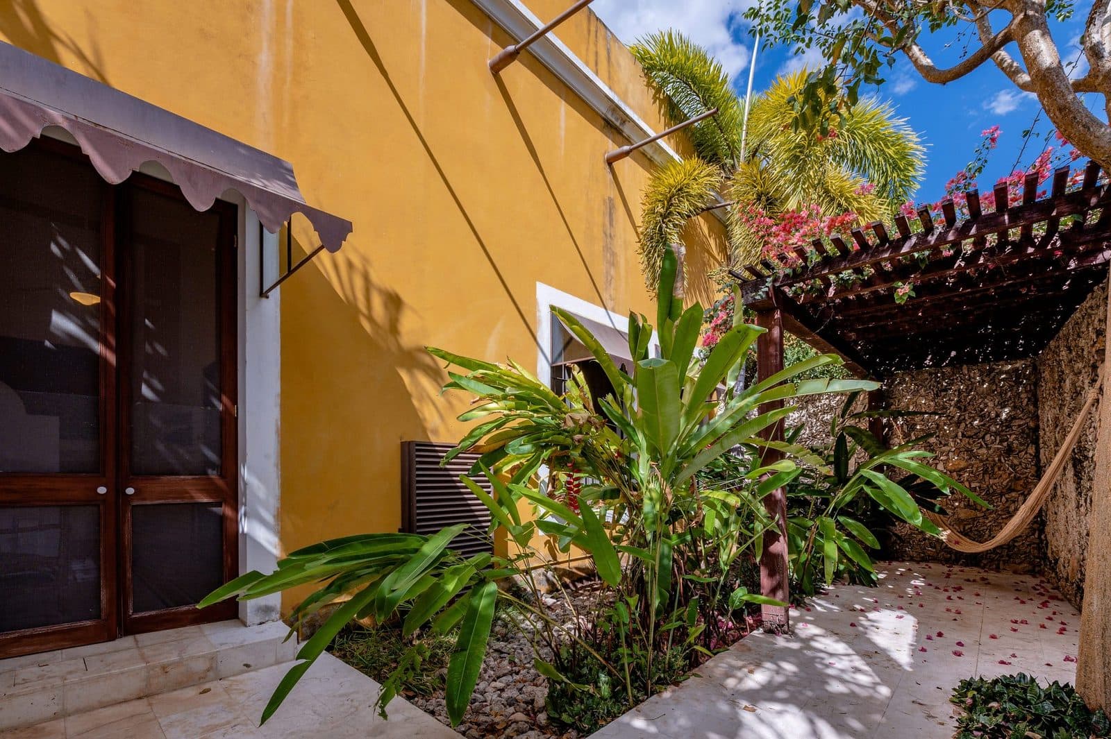 Hacienda San Antonio Millet — Installations 21